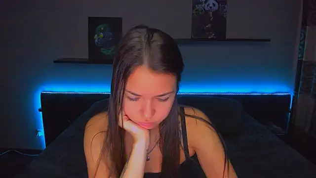 Snapshot of AlexaBarkley chatting on 10-17-25, 12:14 AlexaBarkley online show from 10-17-25, 12:14