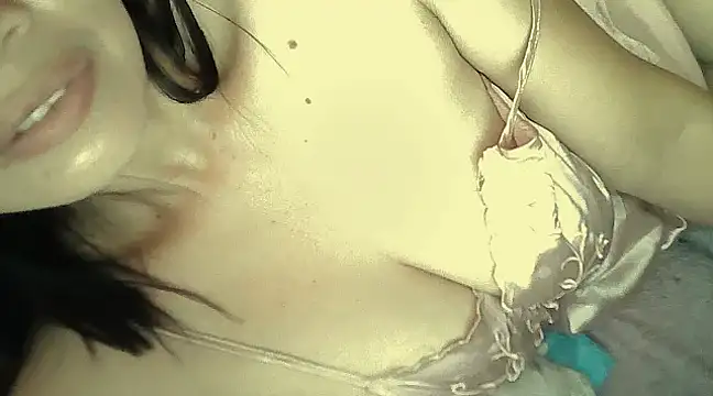 Alexiadreamer online show from 12-21-24, 01:58