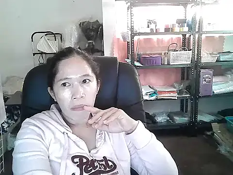 Snapshot of Alexiadreamer chatting on 03-12-26, 01:12 Alexiadreamer online show from 03-12-26, 01:12