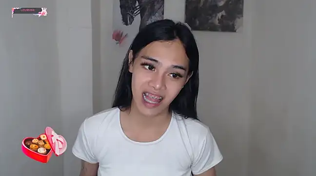 shecutie69 online show from 12-18-24, 08:57