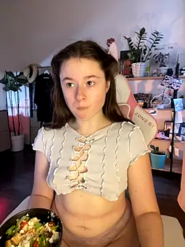 sweetest pie online show from 09-20-25, 03:02