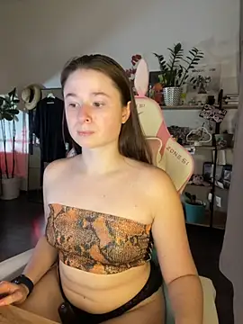 sweetest pie online show from 09-25-25, 05:38