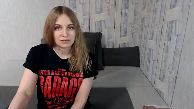 Snapshot of Pilly_green_ chatting on 03-10-25, 07:32 Pilly green  online show from 03-10-25, 07:32