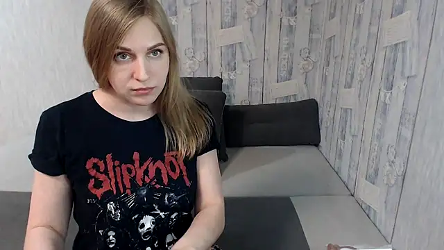 Snapshot of Pilly_green_ chatting on 03-13-25, 10:57 Pilly green  online show from 03-13-25, 10:57