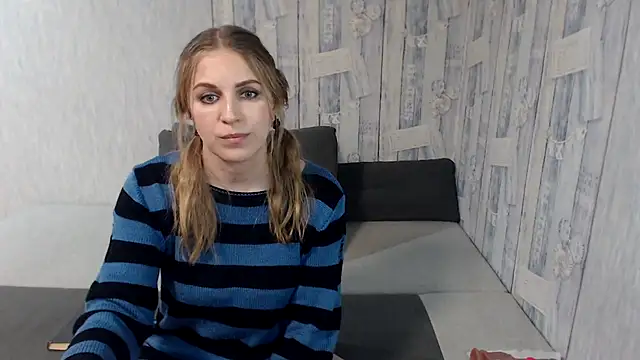 Snapshot of Pilly_green_ chatting on 03-16-25, 10:44 Pilly green  online show from 03-16-25, 10:44