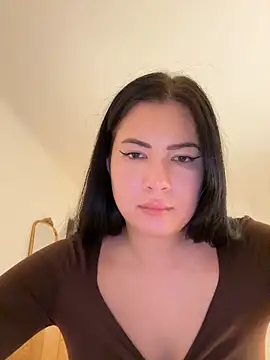 clairewntr online show from 01-07-25, 07:38