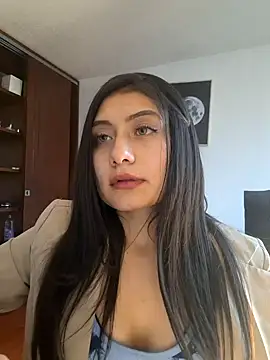 Snapshot of _Danna chatting on 12-22-24, 10:04 Danna online show from 12-22-24, 10:04