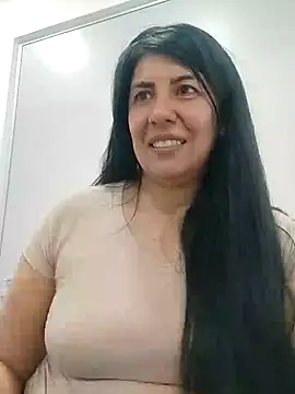 aisha latina online show from 01-22-25, 05:59