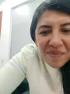 aisha latina online show from 01-24-25, 06:14