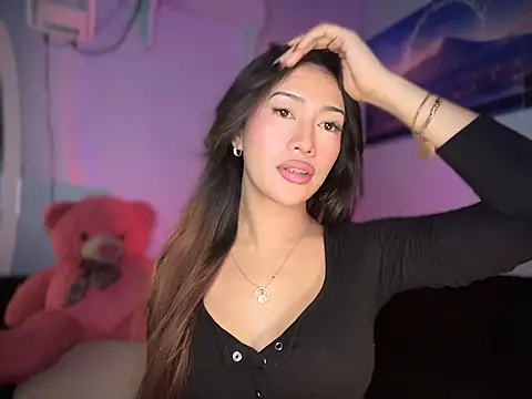 Jasmine Elcock online show from 11-23-25, 03:56