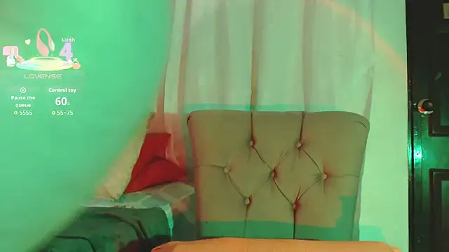 karlablue  online show from 09-18-25, 02:35