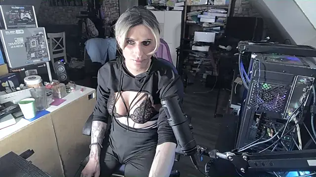 Manu3li online show from 12-26-24, 01:18