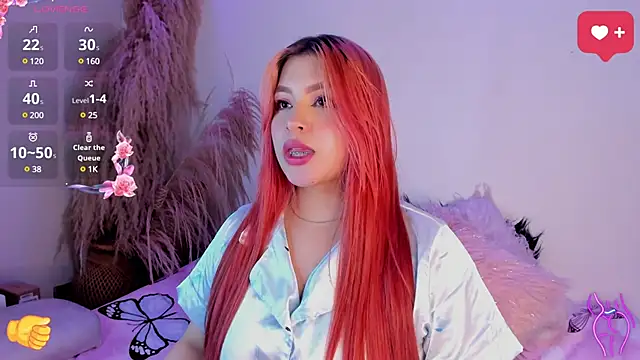 Snapshot of SophieRossi chatting on 01-14-25, 09:20 SophieRossi online show from 01-14-25, 09:20