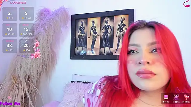 Snapshot of SophieRossi chatting on 02-07-25, 05:10 SophieRossi online show from 02-07-25, 05:10