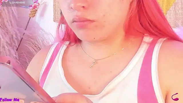 Snapshot of SophieRossi chatting on 03-22-25, 08:51 SophieRossi online show from 03-22-25, 08:51