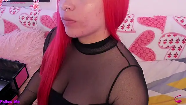 Snapshot of SophieRossi chatting on 09-18-25, 03:52 SophieRossi online show from 09-18-25, 03:52