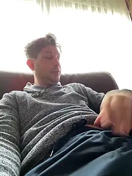 Snapshot of Taxidriver1988 chatting on 12-29-24, 01:49 Taxidriver1988 online show from 12-29-24, 01:49