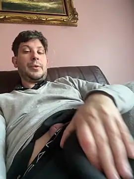 Snapshot of Taxidriver1988 chatting on 01-03-25, 12:19 Taxidriver1988 online show from 01-03-25, 12:19