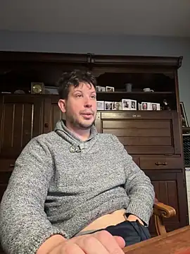 Snapshot of Taxidriver1988 chatting on 01-05-25, 03:34 Taxidriver1988 online show from 01-05-25, 03:34