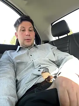 Snapshot of Taxidriver1988 chatting on 03-17-25, 01:08 Taxidriver1988 online show from 03-17-25, 01:08