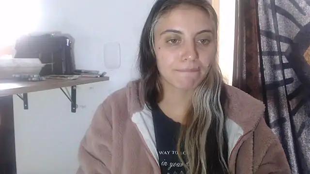 mariecam420 online show from 02-18-25, 08:47