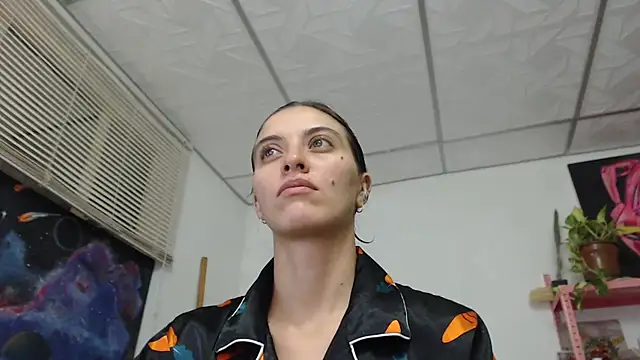 mariecam420 online show from 06-07-26, 03:27