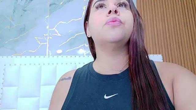 Snapshot of IrresistibleMilf chatting on 10-17-25, 12:19 IrresistibleMilf online show from 10-17-25, 12:19