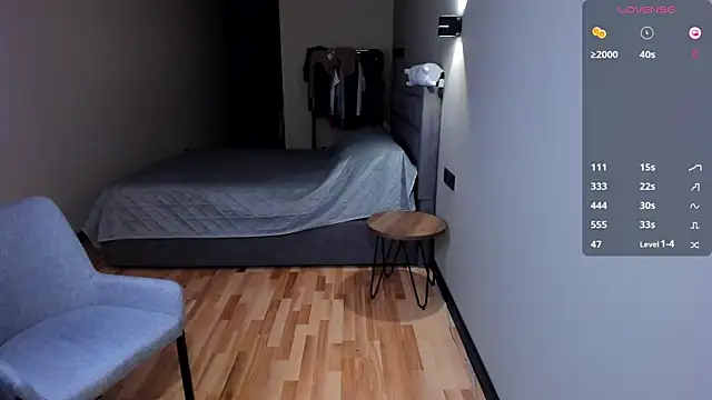 Aquilaris  online show from 12-15-24, 03:42