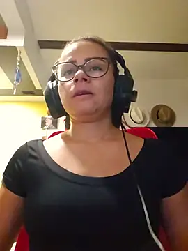Snapshot of MistressSlut1 chatting on 05-26-26, 11:34 MistressSlut1 online show from 05-26-26, 11:34