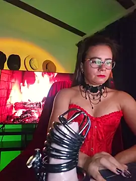 Snapshot of MistressSlut1 chatting on 06-06-26, 10:42 MistressSlut1 online show from 06-06-26, 10:42