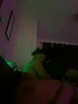 Snapshot of CutieFrmthehood chatting on 12-02-24, 02:53 CutieFrmthehood online show from 12-02-24, 02:53