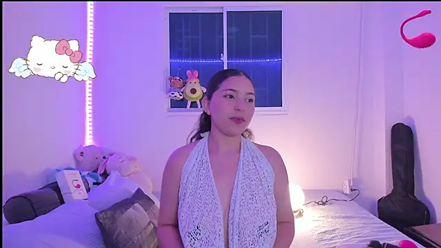 Snapshot of MollyG18 chatting on 12-04-24, 04:21 MollyG18 online show from 12-04-24, 04:21