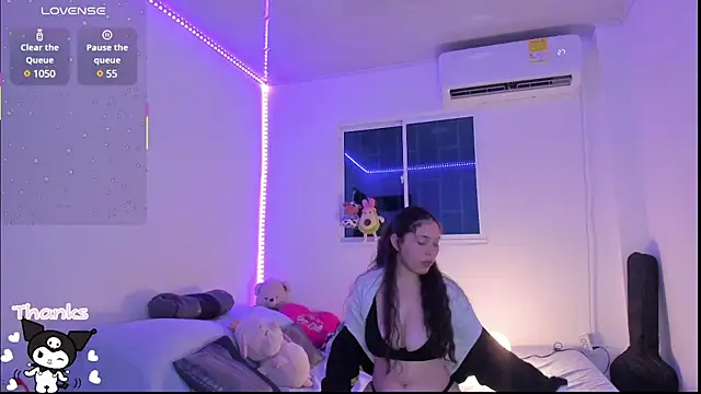 Snapshot of MollyG18 chatting on 02-02-25, 06:48 MollyG18 online show from 02-02-25, 06:48