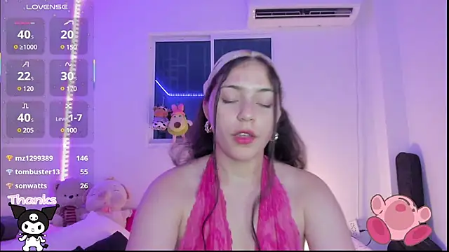 Snapshot of MollyG18 chatting on 02-07-25, 04:59 MollyG18 online show from 02-07-25, 04:59