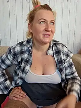 Marushka online show from 09-27-25, 07:02