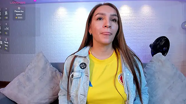 miataylorr1 online show from 09-09-25, 12:26