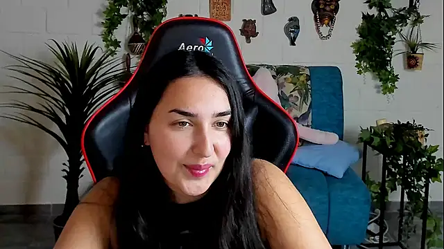 CeceliaJohnson online show from 01-24-25, 02:41