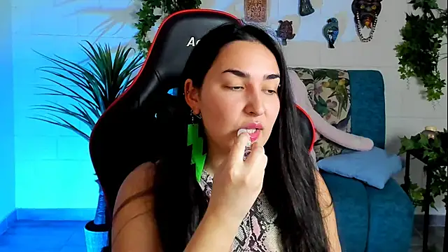 CeceliaJohnson online show from 01-28-25, 11:06