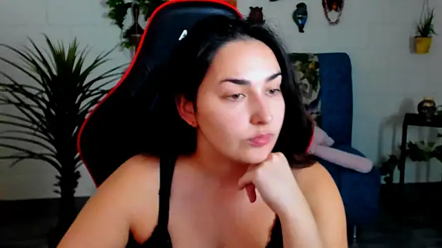 Snapshot of CeceliaJohnson chatting on 11-13-25, 08:02 CeceliaJohnson online show from 11-13-25, 08:02