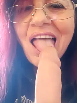 Snapshot of CALDA-AKIRA chatting on 10-03-25, 12:24 CALDA-AKIRA online show from 10-03-25, 12:24