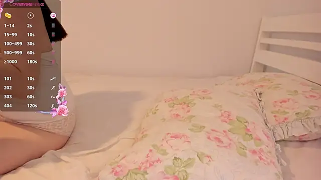  Snorkmaiden  online show from 03-04-25, 11:19