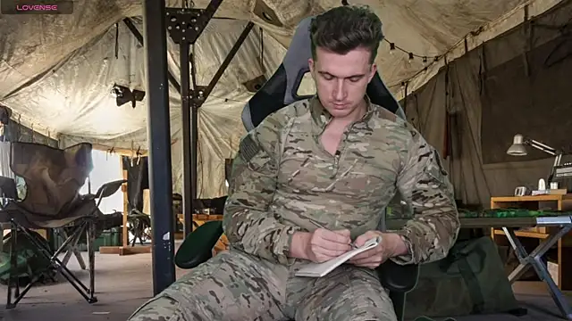 Snapshot of hornystripman97 chatting on 09-19-25, 01:29 hornystripman97 online show from 09-19-25, 01:29