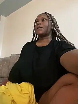 Hyra Ari online show from 03-22-25, 09:31