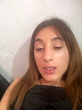 Snapshot of andreahhill chatting on 11-03-25, 02:51 andreahhill online show from 11-03-25, 02:51