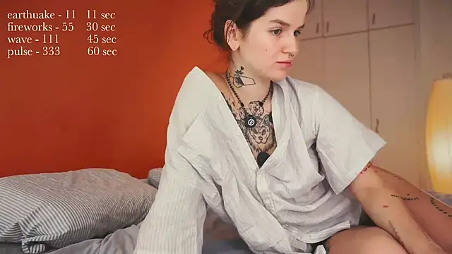 bbambi  online show from 05-17-26, 10:33