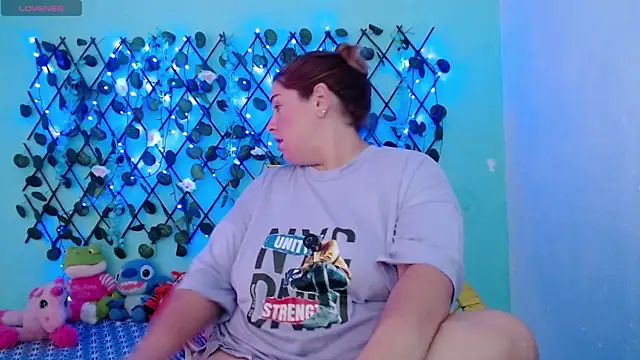 Snapshot of veronica_bbw21 chatting on 01-10-25, 06:09 veronica bbw21 online show from 01-10-25, 06:09