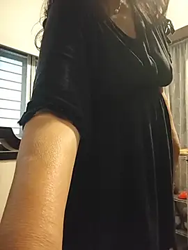 Susannemilf online show from 04-08-26, 02:11