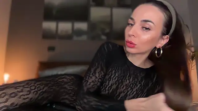 Snapshot of Bad_Giorgia chatting on 02-17-25, 01:42 Bad Giorgia online show from 02-17-25, 01:42