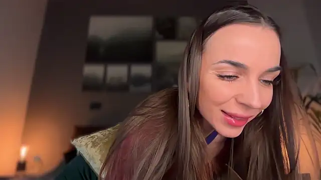 Snapshot of Bad_Giorgia chatting on 02-20-25, 01:08 Bad Giorgia online show from 02-20-25, 01:08