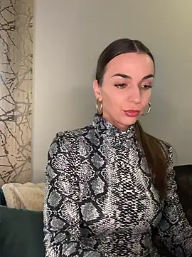 Snapshot of Bad_Giorgia chatting on 03-11-25, 04:29 Bad Giorgia online show from 03-11-25, 04:29